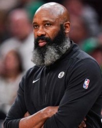 开云体育下载-树立西蒙斯核心惹恼队内众星 篮网官宣与沃恩分手